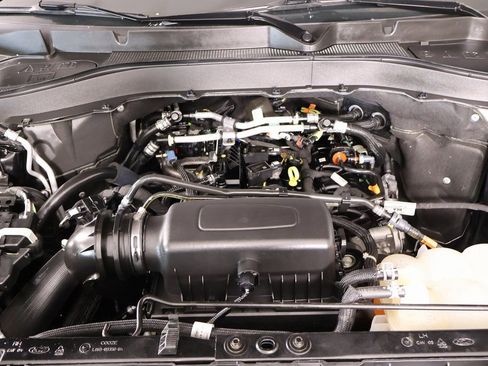 Used 2023 Ford Explorer XLT w/ Equipment Group 202A image 20