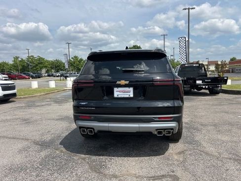New 2026 Chevrolet Traverse LT FWD image 4