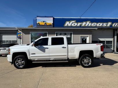 Used 2019 Chevrolet Silverado 2500 High Country w/ Duramax Plus Package