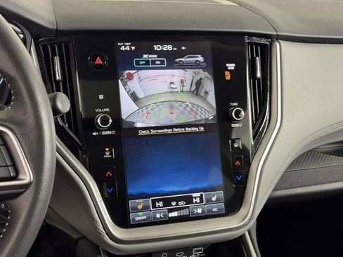 Used 2025 Subaru Outback Premium image 25
