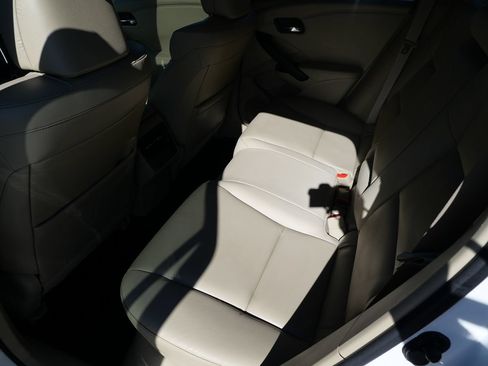 Used 2018 Acura RDX FWD image 19