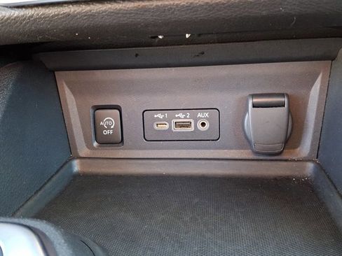 Used 2024 Nissan Sentra SV image 25