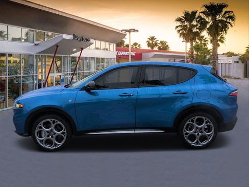 Used 2024 Alfa Romeo Tonale Ti image 6