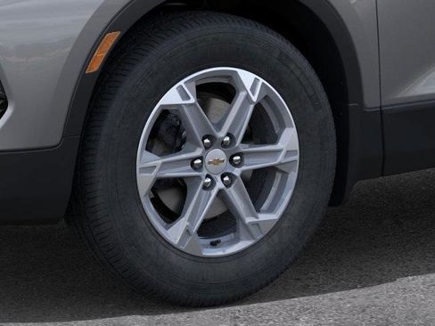 New 2025 Chevrolet Blazer LT w/ Driver Confidence Package image 9