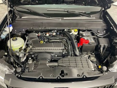 New 2026 Ford Maverick Lobo image 9