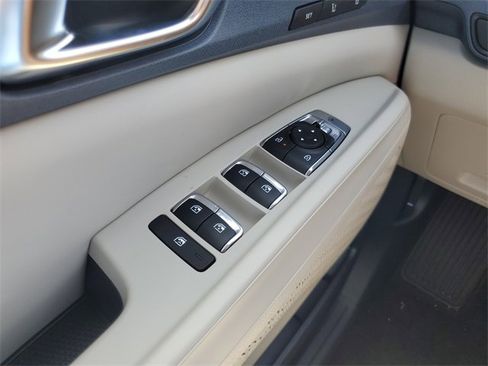 New 2026 Kia Carnival EX image 29