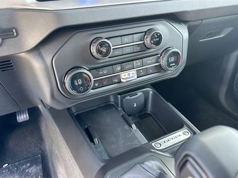 New 2026 Ford Bronco Outer Banks AWD/4WD image 11