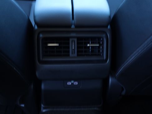 Used 2025 MAZDA CX-50 AWD 2.5 S w/ Premium Package image 16