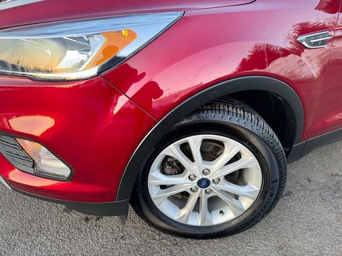 Used 2019 Ford Escape SE image 7