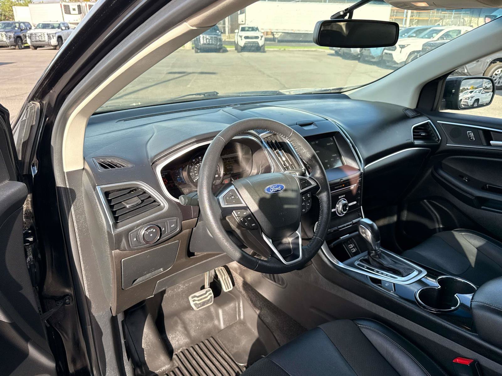 Used 2018 Ford Edge Sport w/ Technology Package AWD/4WD image 10