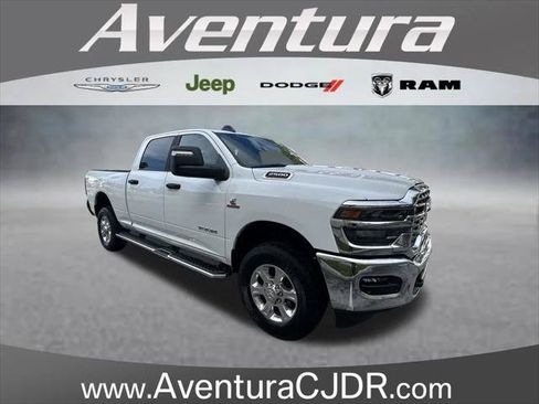 Used 2026 RAM 2500 Big Horn AWD/4WD image 1