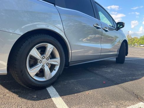 Used 2018 Honda Odyssey EX-L image 41