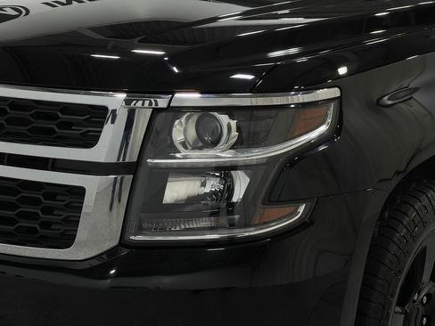 Used 2018 Chevrolet Tahoe LT w/ Luxury Package image 34