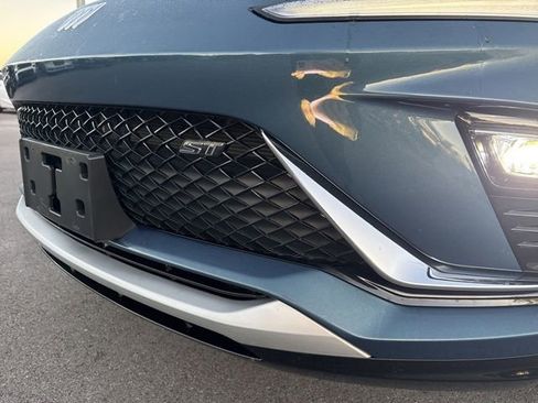 Certified 2024 Buick Envista Sport Touring w/ Convenience II Package image 12