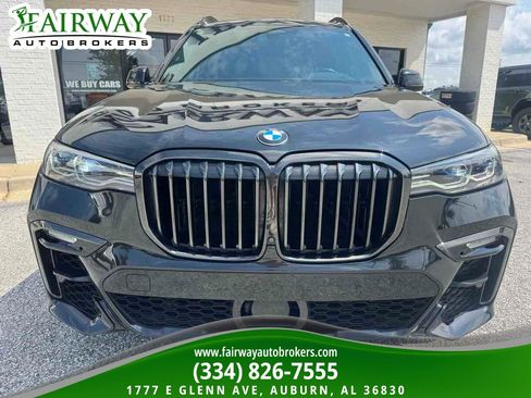 Used 2021 BMW X7 M50i AWD/4WD image 3