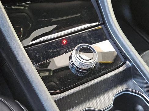 New 2025 Jeep Grand Cherokee Altitude image 13