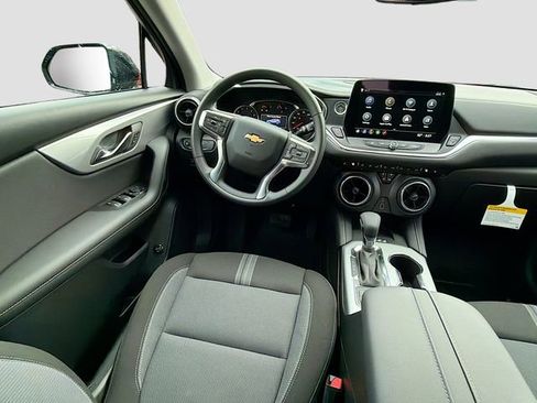 New 2026 Chevrolet Blazer LT w/ Convenience Package image 21
