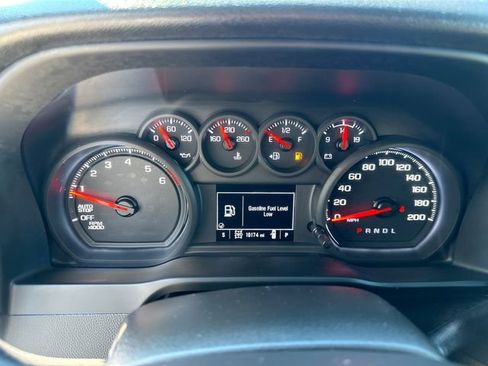 Used 2022 Chevrolet Silverado 1500 Custom image 24