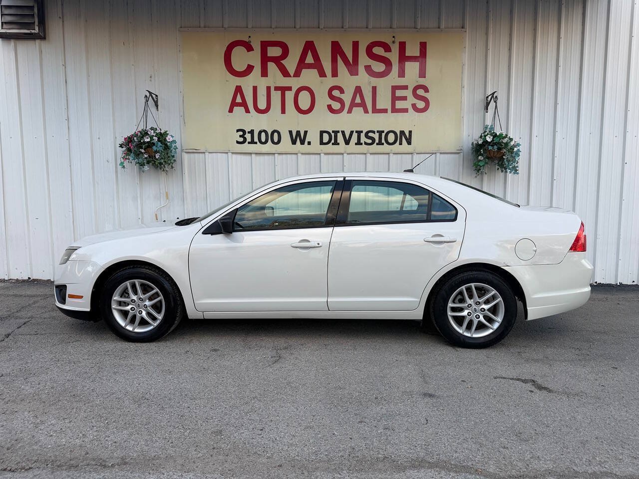 Used 2010 Ford Fusion S FWD image 6