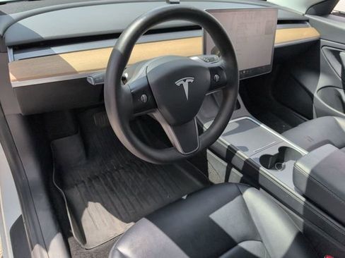 Used 2021 Tesla Model 3 Long Range AWD/4WD image 10