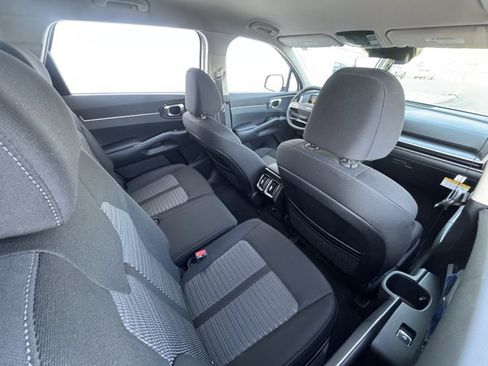 New 2026 Kia Sorento LX FWD image 12