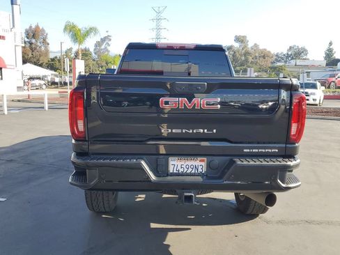 Used 2022 GMC Sierra 2500 Denali w/ Denali Ultimate Package image 4