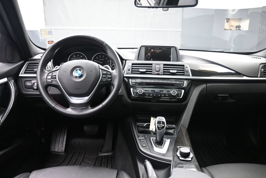 Used 2016 BMW 328i Sedan RWD image 9