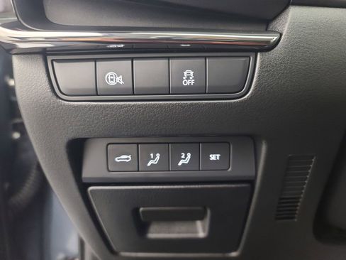 Used 2024 MAZDA MAZDA3 s image 25