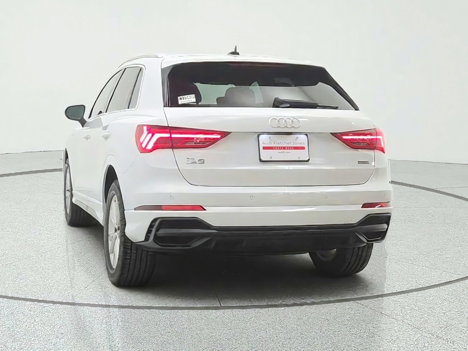 Used 2022 Audi Q3 2.0T Premium AWD/4WD image 6