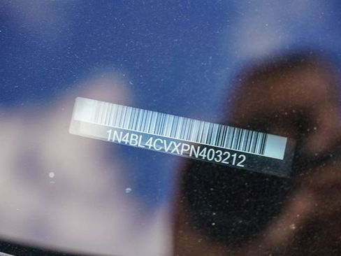 Used 2023 Nissan Altima 2.5 SR w/ SR Premium Package image 29