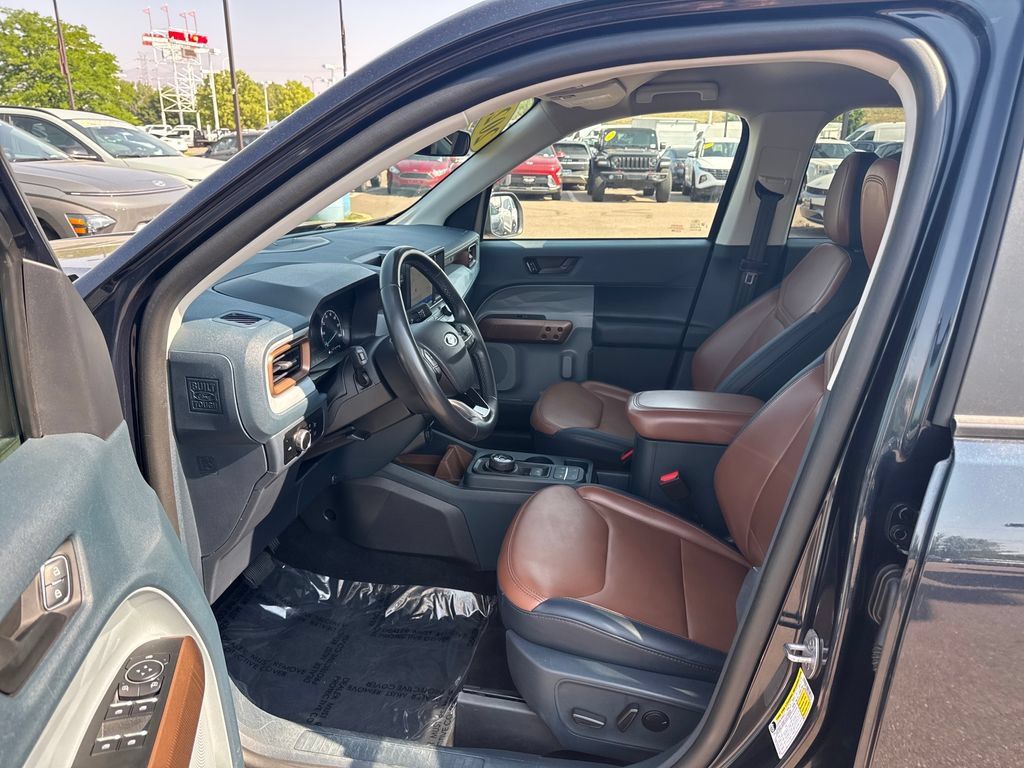 Used 2023 Ford Maverick Lariat w/ Lariat Luxury Package AWD/4WD image 11