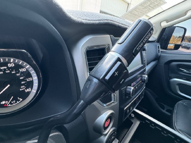 Used 2018 Nissan Titan PRO-4X w/ Pro-4x Convenience Package AWD/4WD image 12