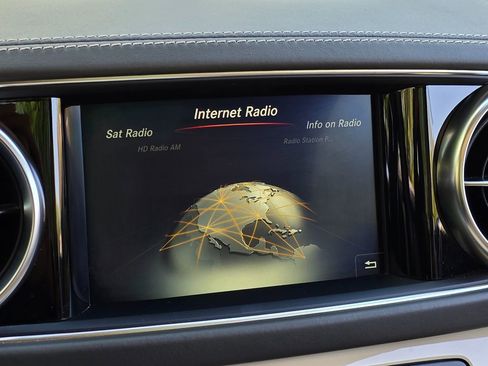 Used 2017 Mercedes-Benz SL 63 AMG image 43