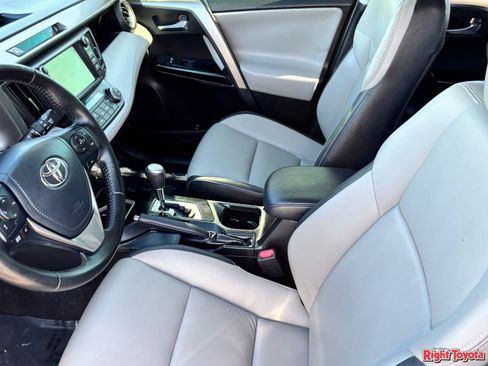 Certified 2018 Toyota RAV4 Limited w/ Advanced Technology Package AWD/4WD image 21