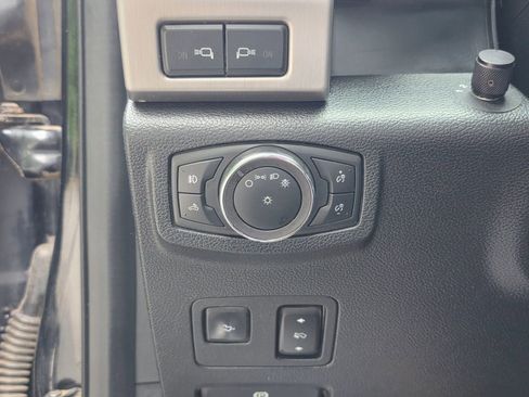 Used 2019 Ford F350 Platinum w/ Platinum Ultimate Package AWD/4WD image 14