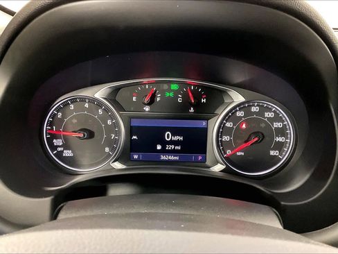 Used 2021 GMC Terrain SLT FWD image 25