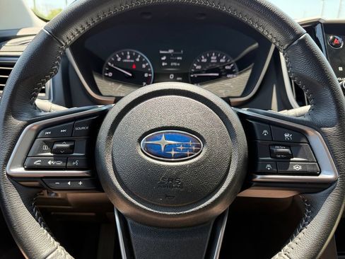 Used 2025 Subaru Ascent Premium AWD/4WD image 38