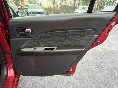 Used 2012 Ford Fusion SE image 16