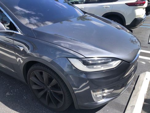 Used 2017 Tesla Model X 100D image 1