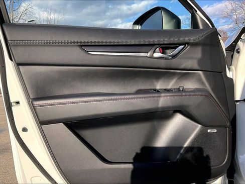 Certified 2025 MAZDA CX-30 AWD 2.5 S w/ Premium Package image 23