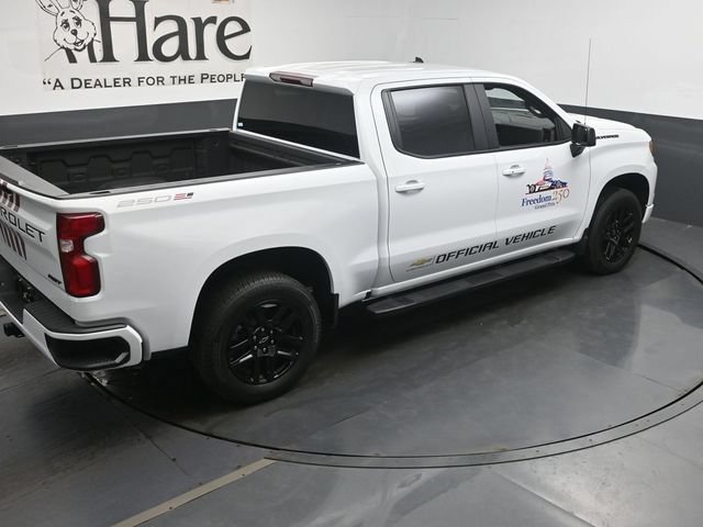 New 2026 Chevrolet Silverado 1500 RST w/ LPO, Dark Essentials Package AWD/4WD image 18