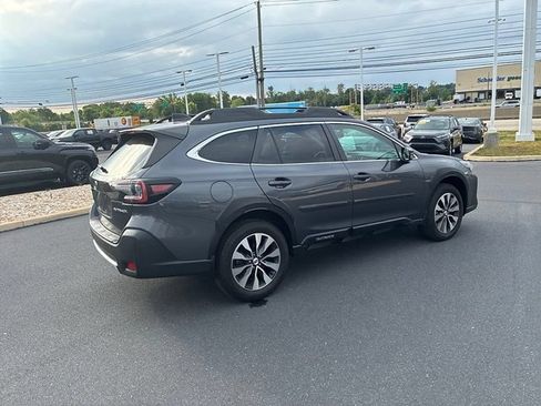 Used 2023 Subaru Outback Limited AWD/4WD image 8