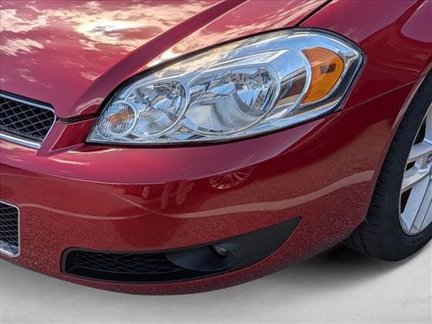 Used 2013 Chevrolet Impala LTZ FWD image 10