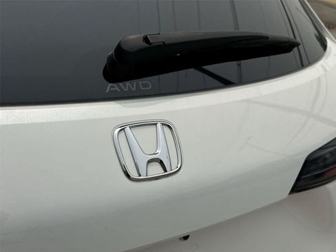 Used 2024 Honda HR-V Sport image 10