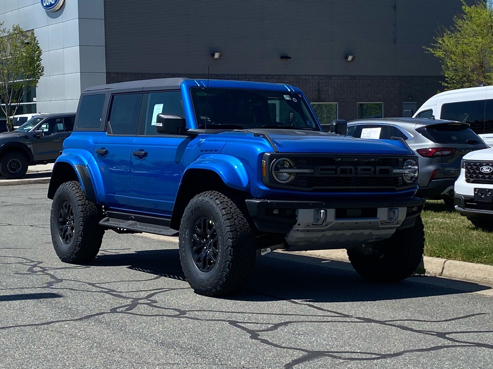 New 2026 Ford Bronco Raptor AWD/4WD image 2