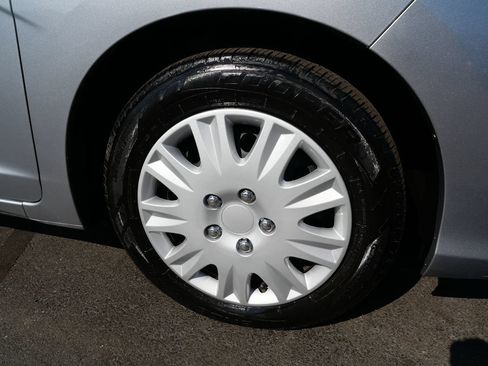 Used 2020 Honda Fit LX image 39