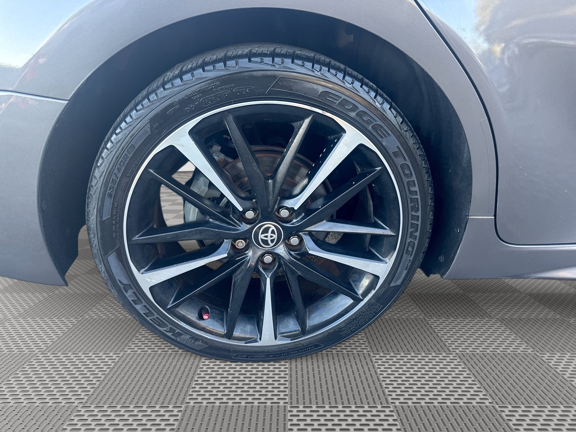 Used 2020 Toyota Camry XSE FWD image 29