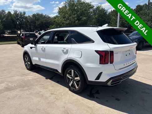 Used 2022 Kia Sorento S w/ Panoramic Sunroof Package FWD image 7