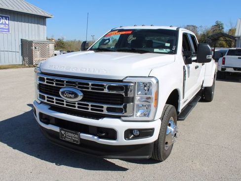 Used 2024 Ford F350 XLT w/ FX4 Off-Road Package image 3