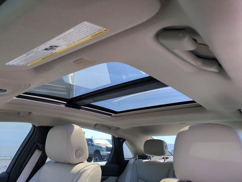 Used 2019 Cadillac XTS Luxury FWD image 16